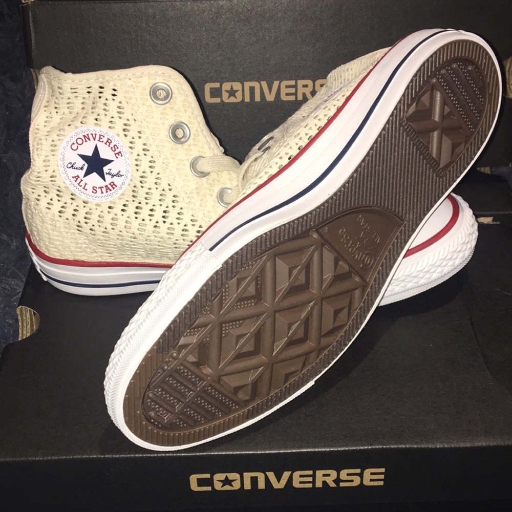 🆕 Converse Chuck Taylor All Star Crochet Hi Top - Picture 6 of 8